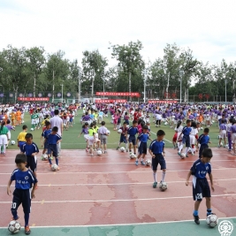 北京市人大代表和北京市教委领导莅临我校调研校园足球发展 