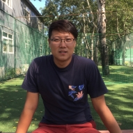 于小千