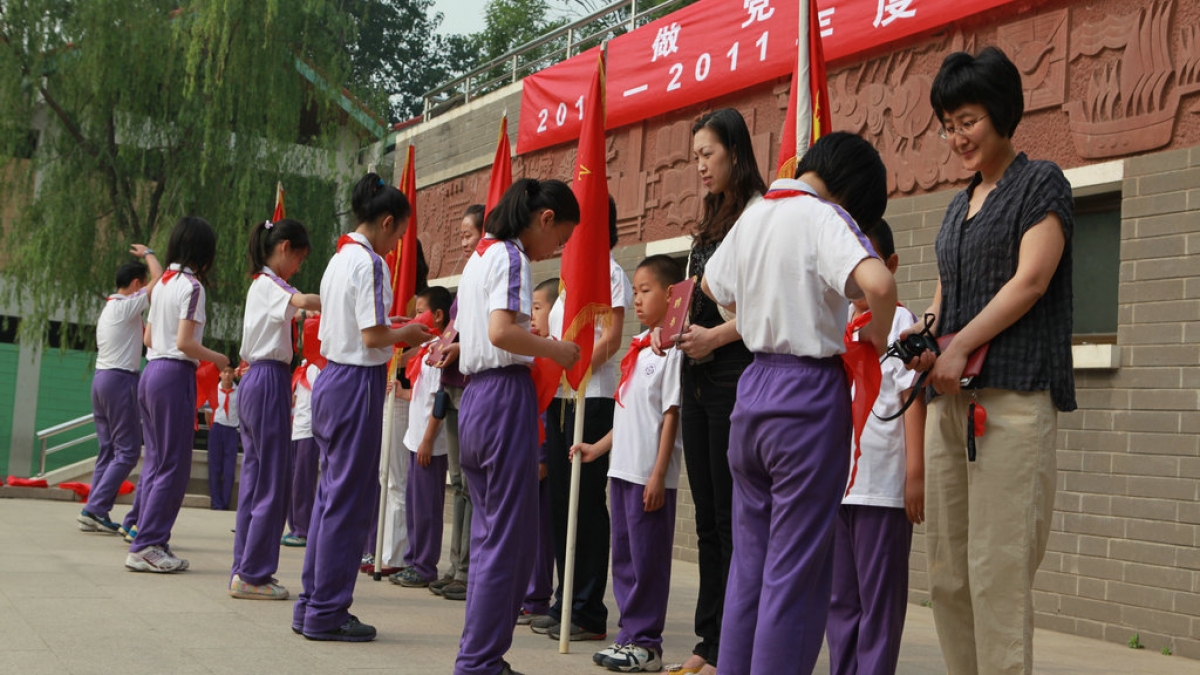 2010——2011学年度清华附小一年级入队仪式