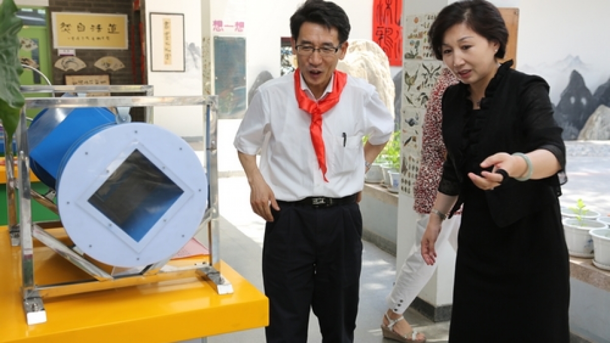 清华大学副校长薛其坤院士访问清华附小