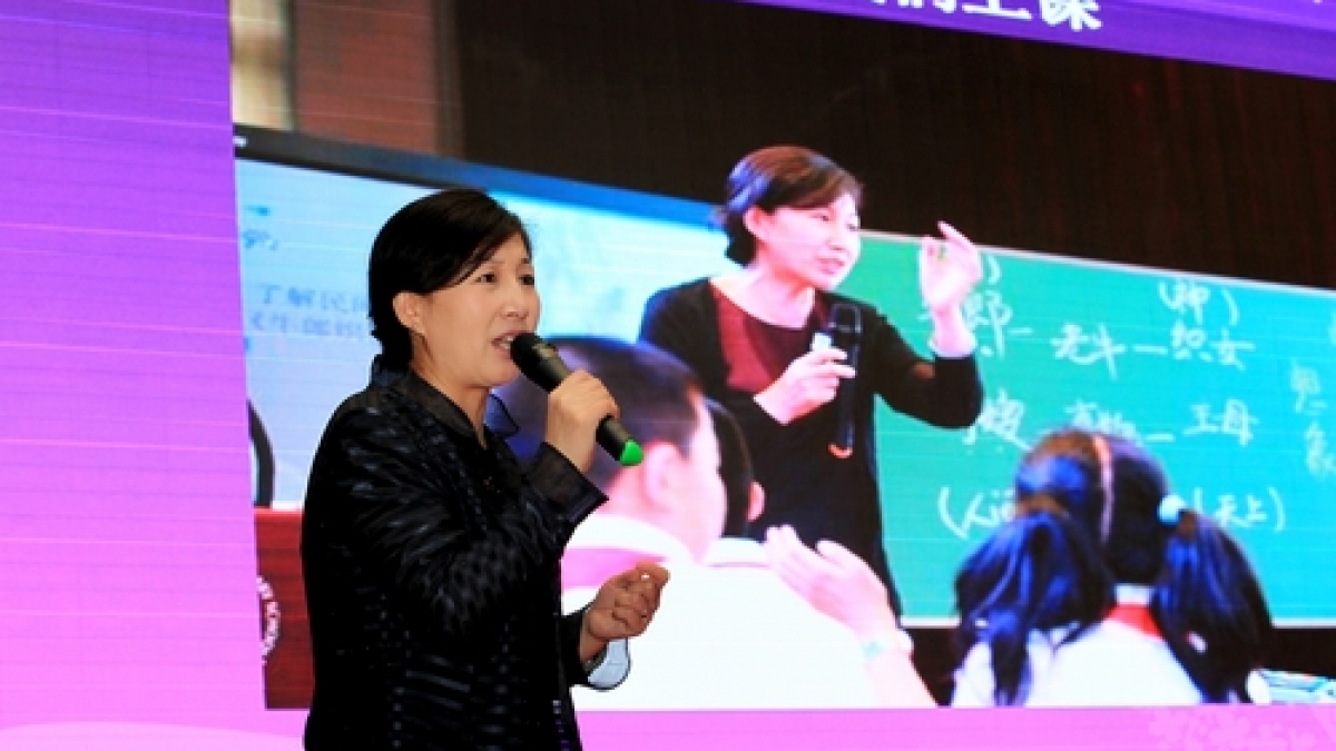 清华附小2013届毕业典礼隆重举行