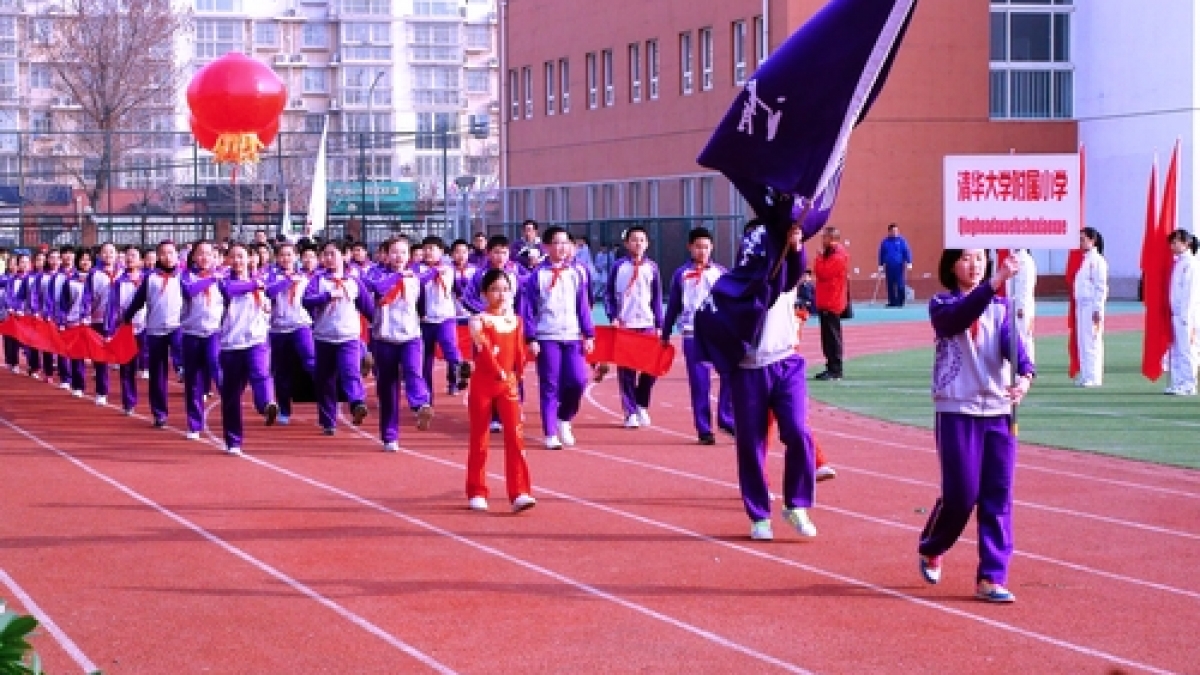 我校在西苑学区田径运动会中取得佳绩
