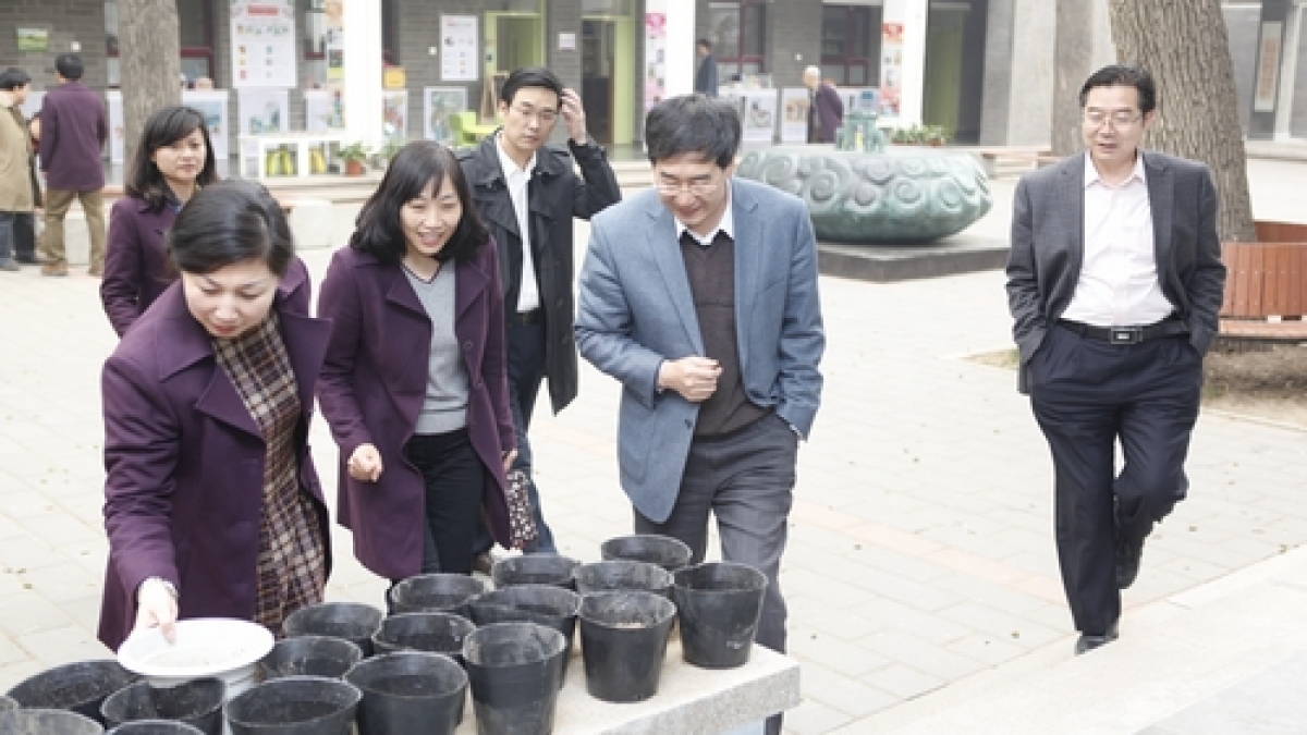 清华大学附校会在清华附小召开