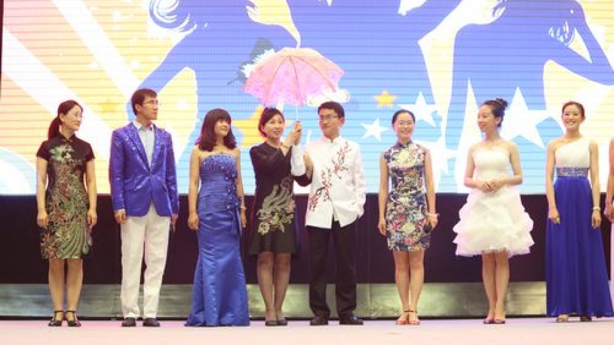 “舞动青春，放飞梦想”青年教师联谊活动