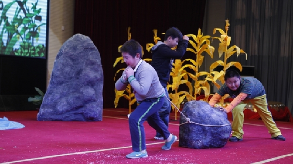 我校“水木童心”校园剧展演精彩展现