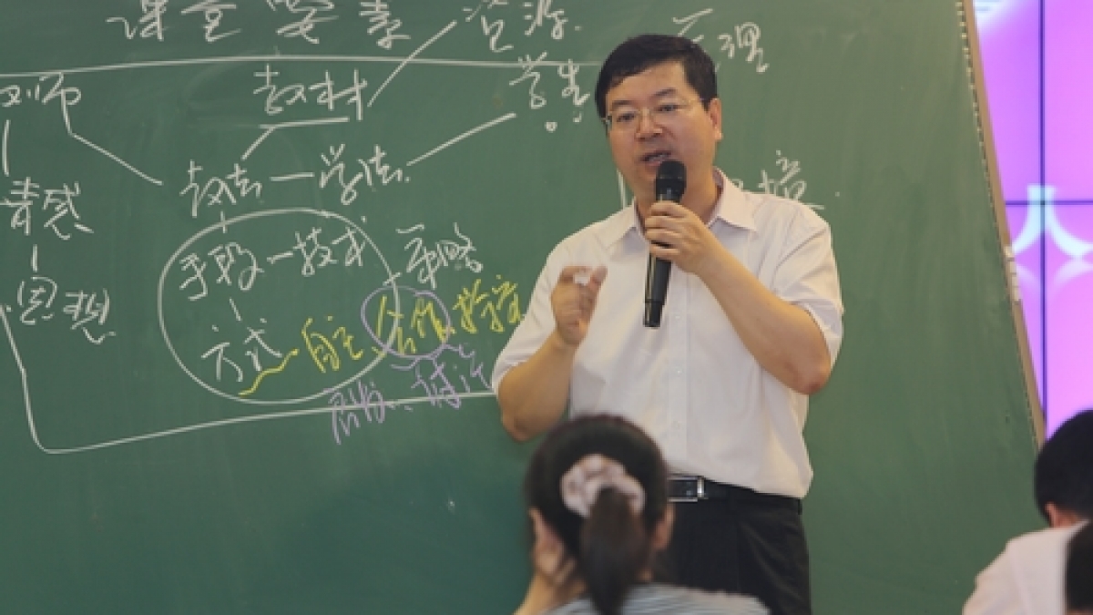 陈如平教授来我校讲座