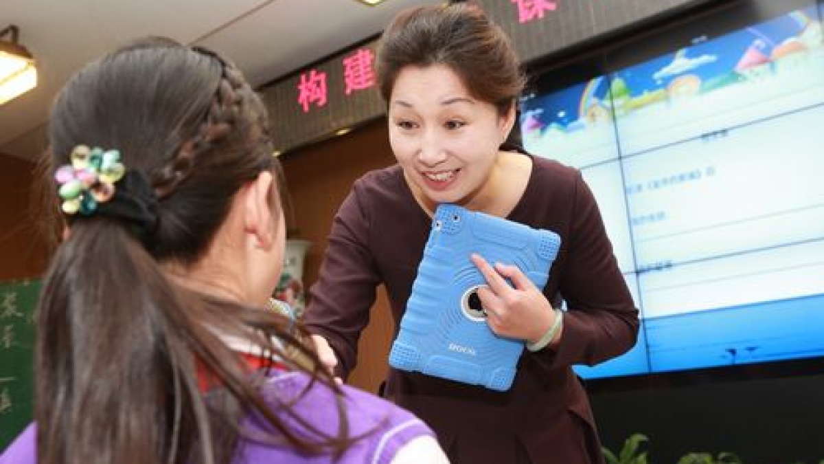 北京市各县区教育系统领导及校长来我校交流