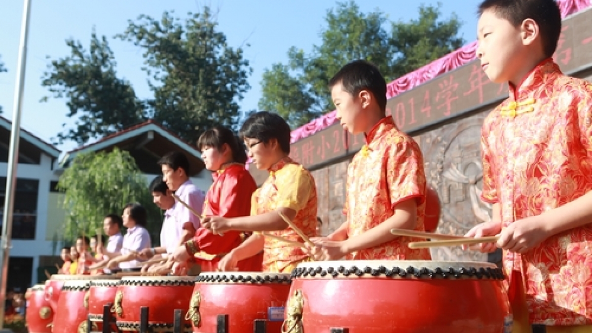 清华附小2013-2014学年度第一学期开学典礼隆重举行