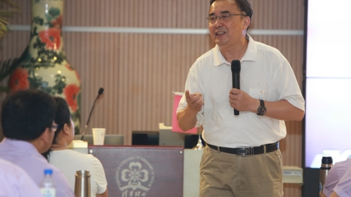 2013-2014学年第一学期开学第一课：谢维和校长讲座