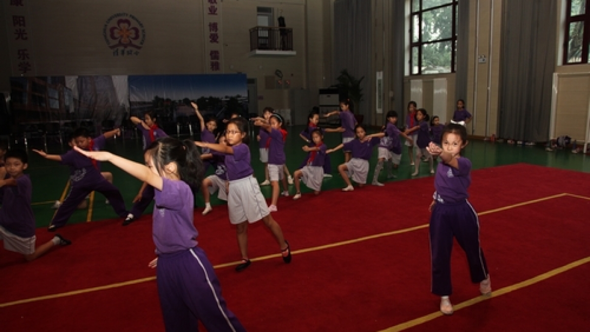 我校中年段国防教育第四课——自律