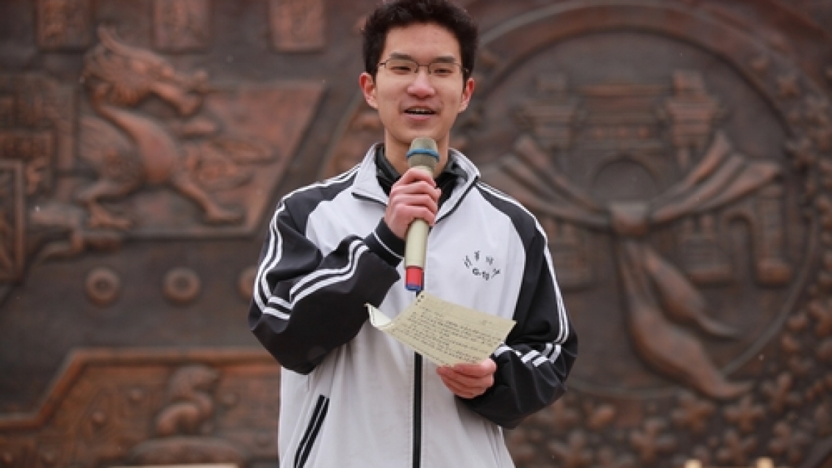 清华附小2012-2013年下学期开学典礼隆重举行