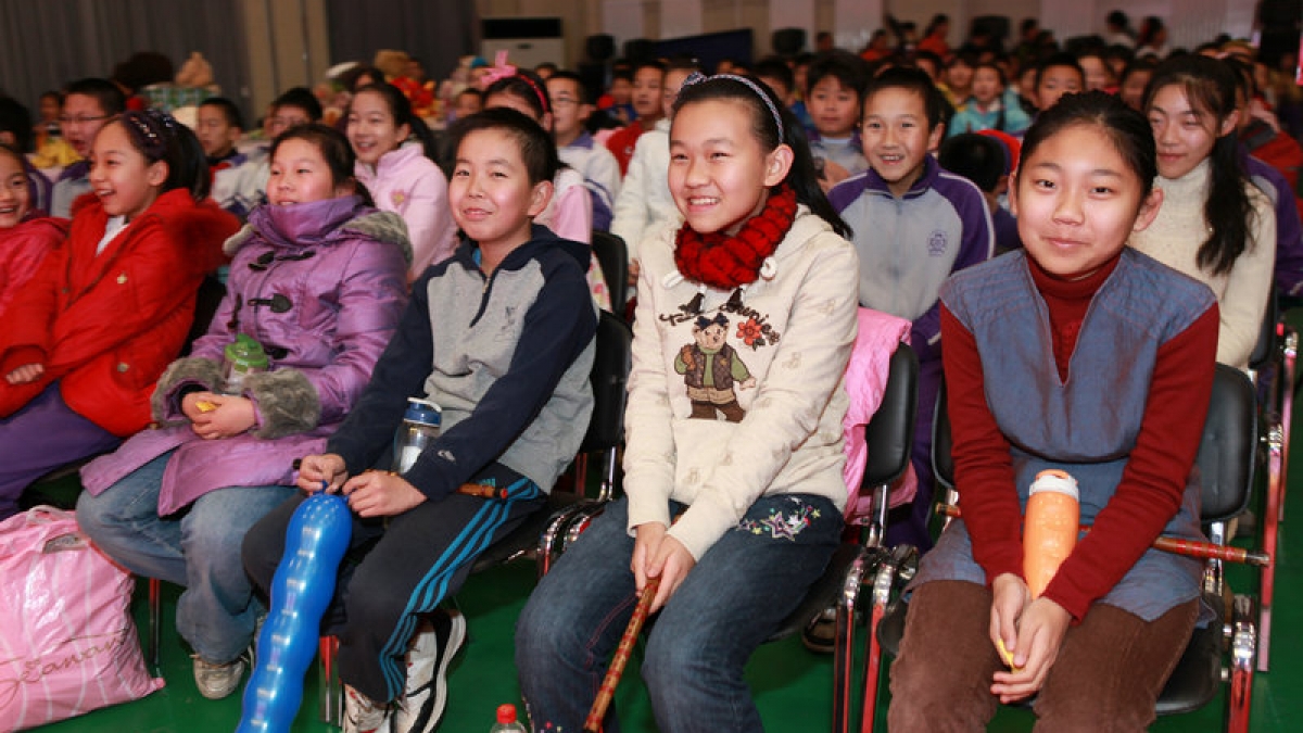 清华附小庆元旦新年联欢会隆重举行