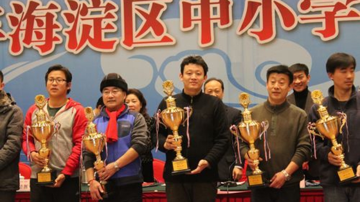 我校喜获“海淀区阳光体育明星学校”荣誉称号