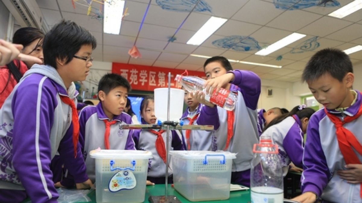 我校召开西苑学区第二届“苑秀杯”科学教学展评活动