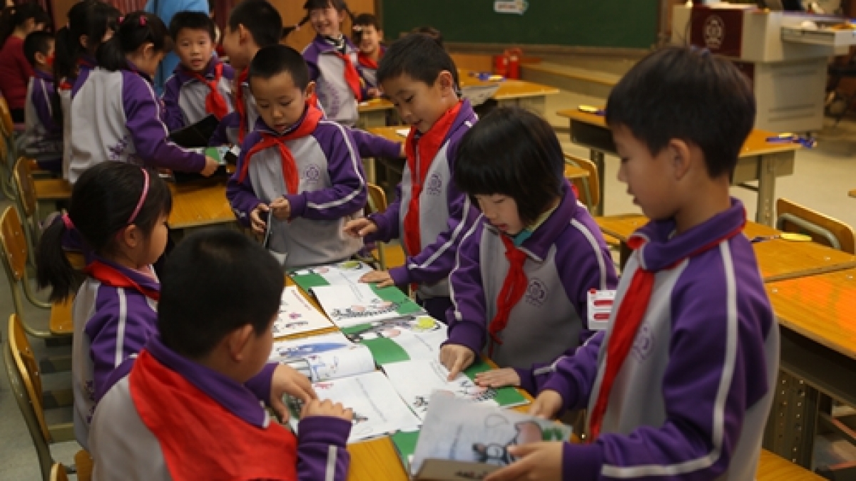 “苑秀杯”英语学科表彰会在我校举行