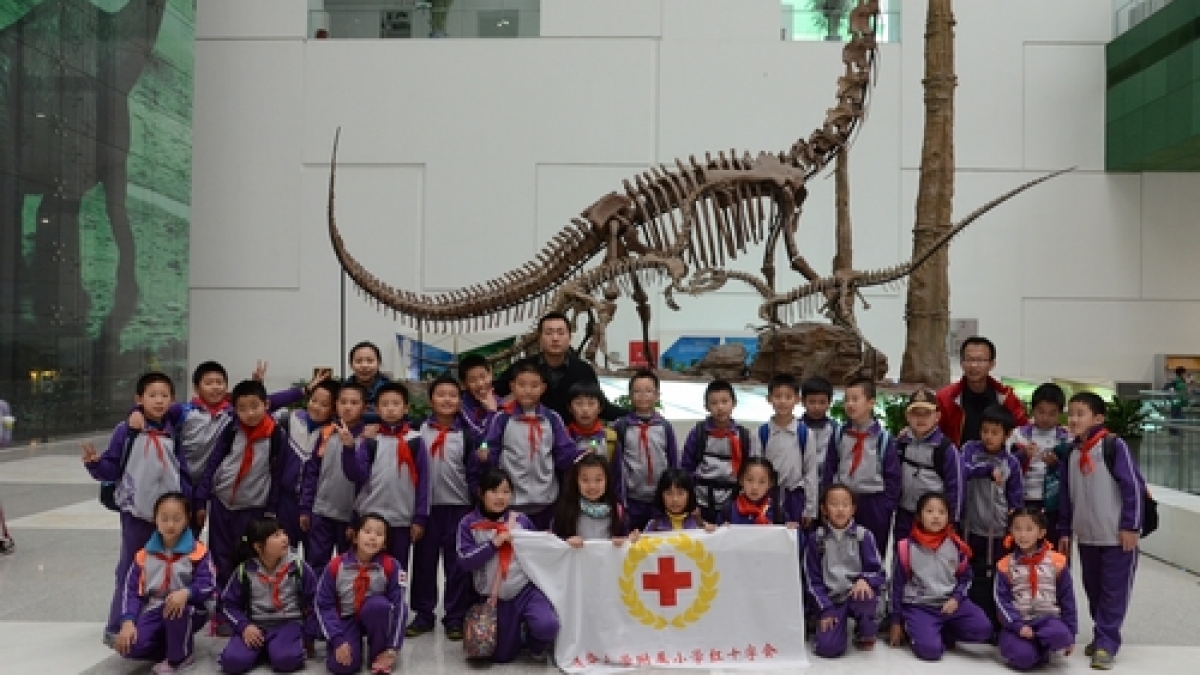 四年级走进中国科学技术馆