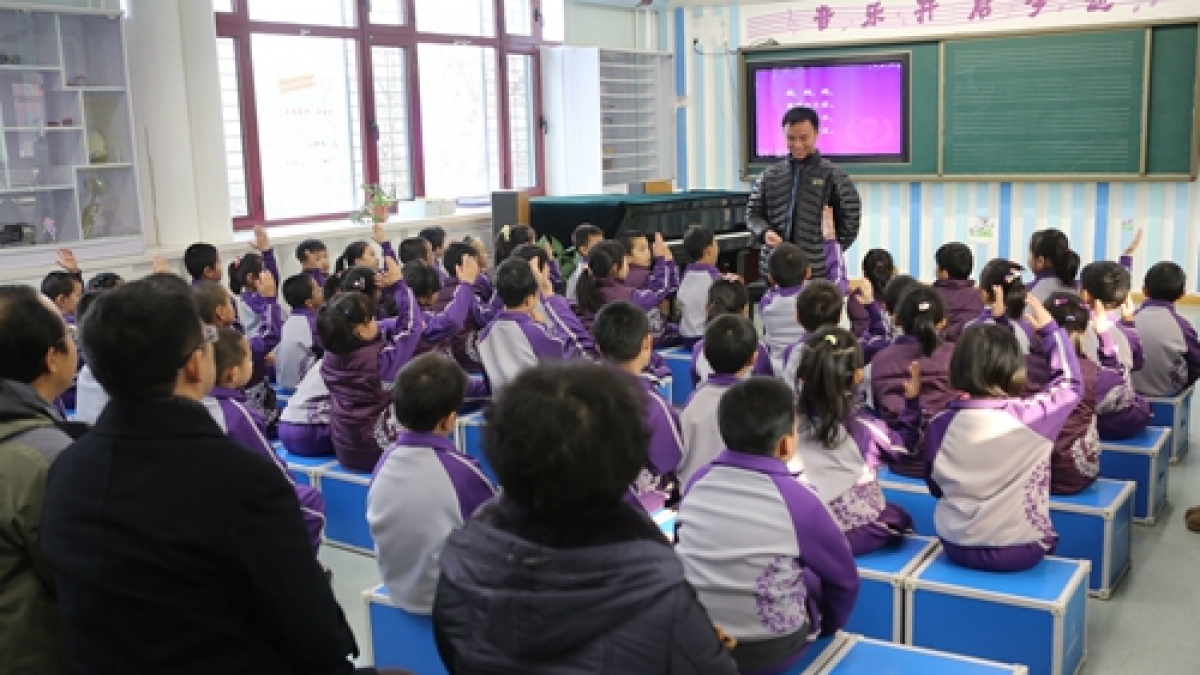 重庆市教委领导莅临我校给予我校