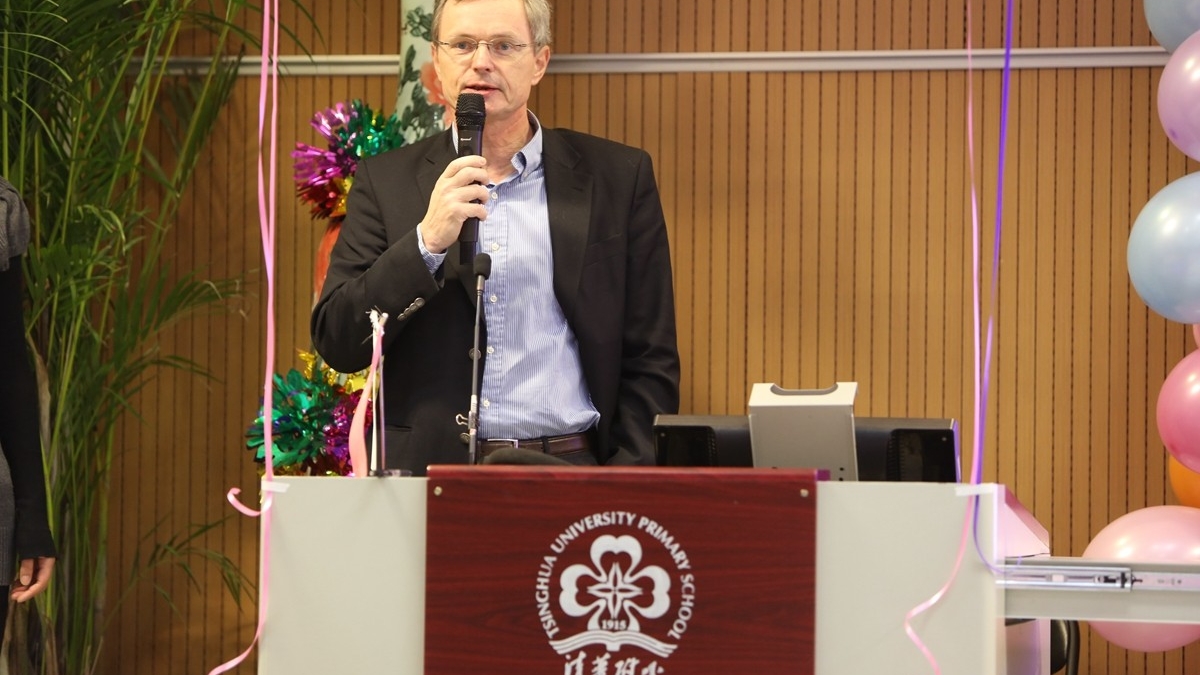 “玛蒂娜”新书发布会在清华附小成功举办