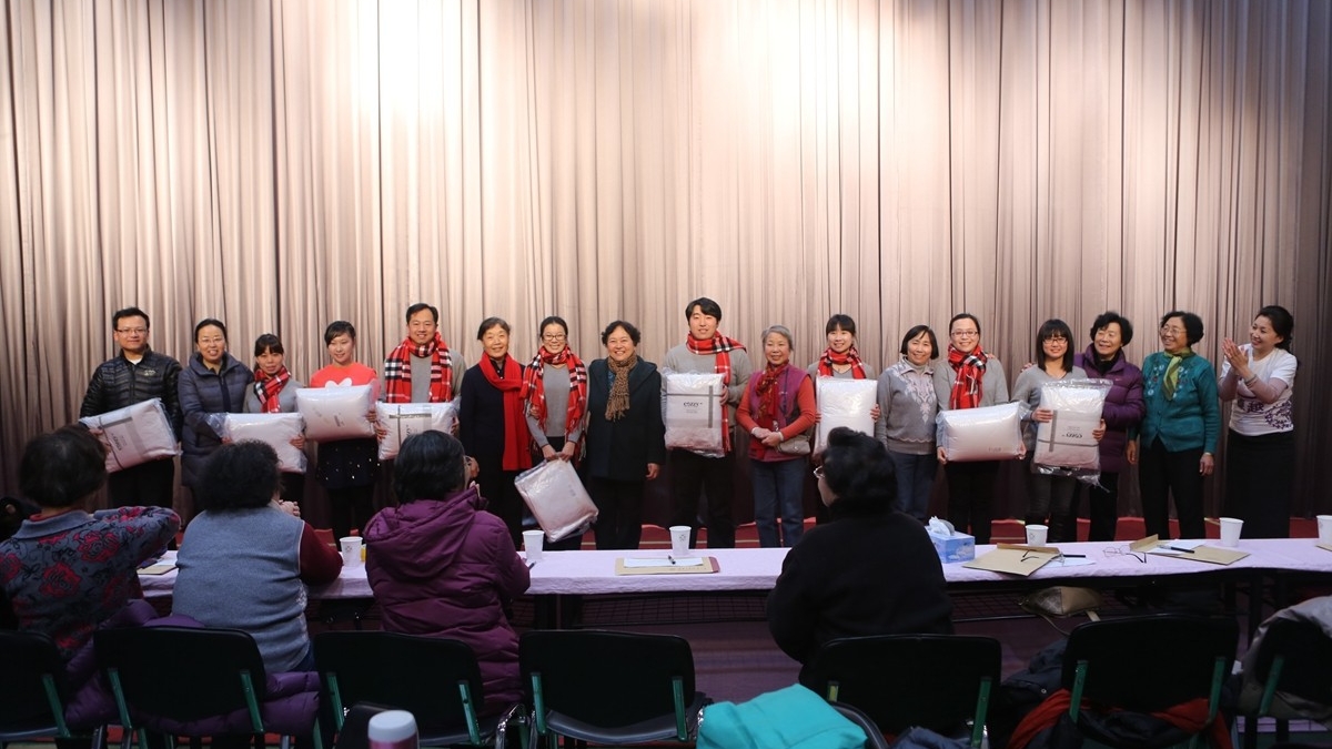 我校2014年“喜迎百年 爱我附小”新年合唱圆满结束