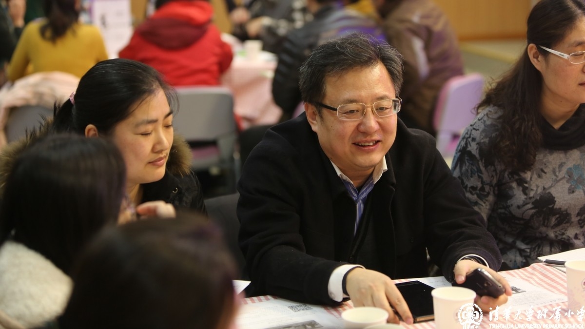 我校召开2013-2014年第二学期第一次校级家委会会议