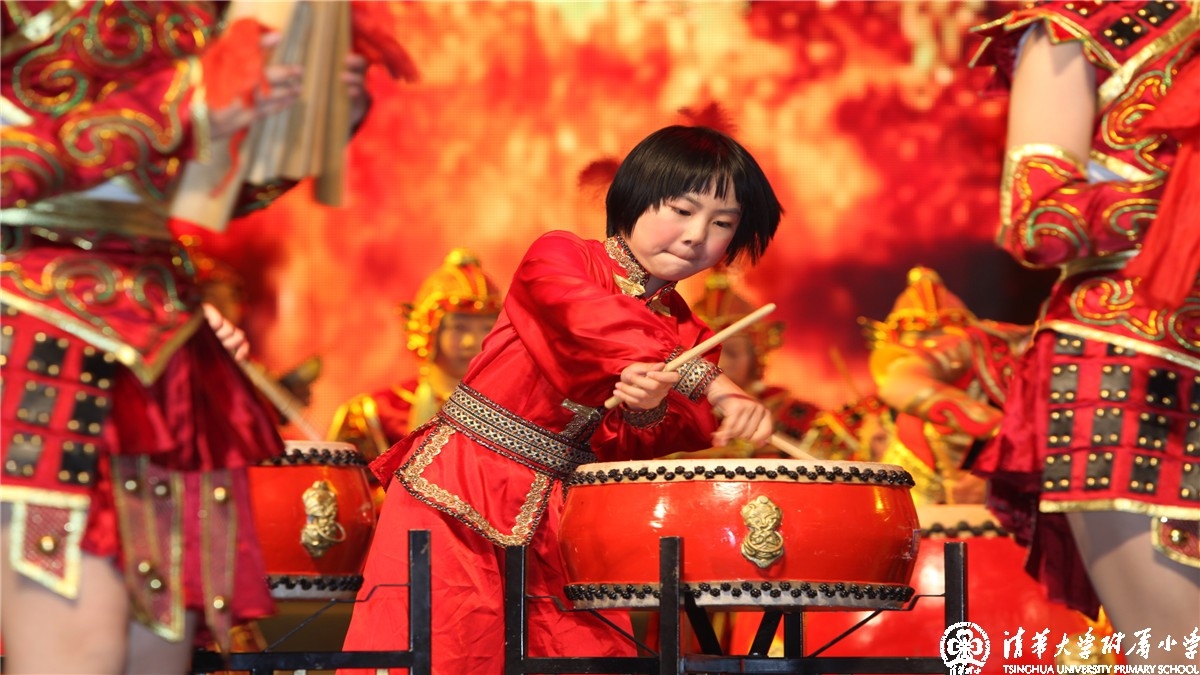 2012年我校“水木童心”六一儿童节演出金帆民乐团精彩表演
