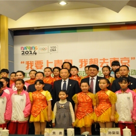 我校金帆民乐团参加“青奥会”北京新闻发布会活动
