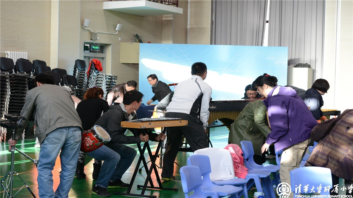 我校金帆民乐团参加北京市第十六届学生艺术节前的彩排