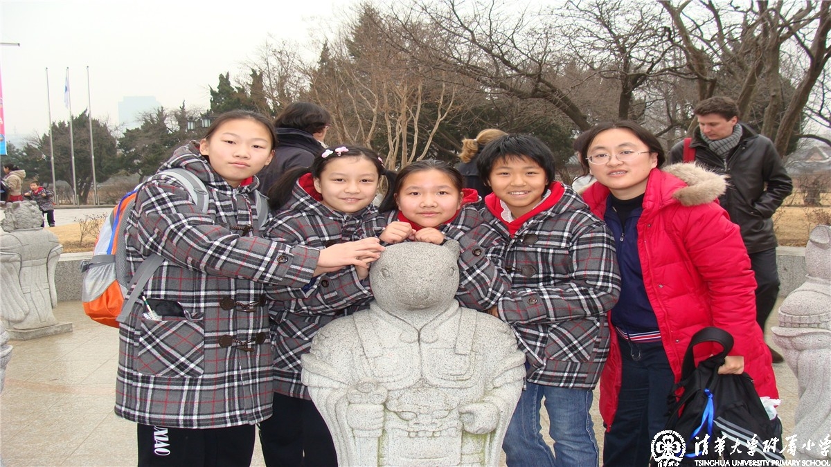 2009年我校受邀赴韩国参加第二届徐罗伐中韩青少年交流活动