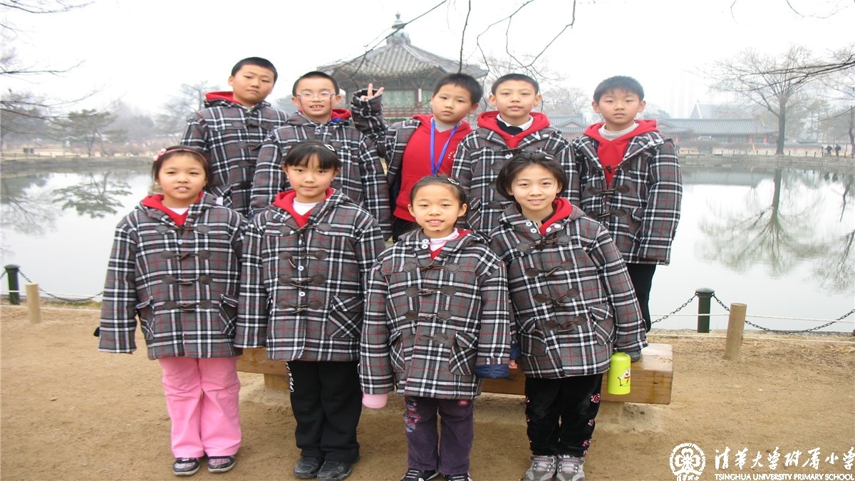 2009年我校受邀赴韩国参加第二届徐罗伐中韩青少年交流活动