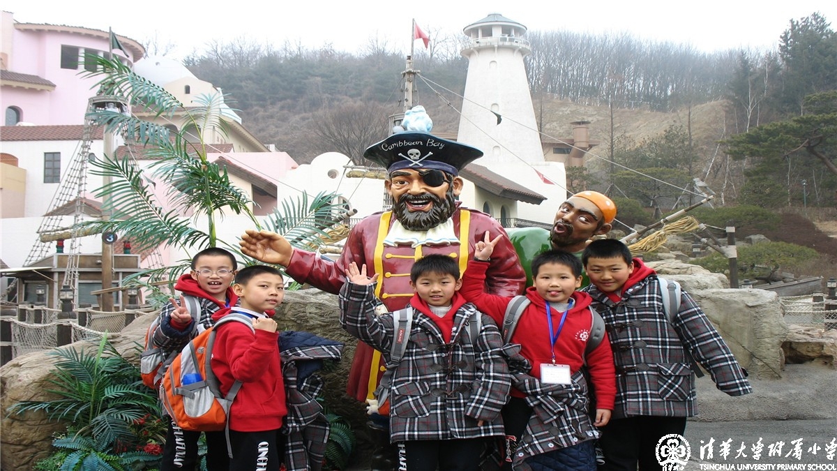 2009年我校受邀赴韩国参加第二届徐罗伐中韩青少年交流活动