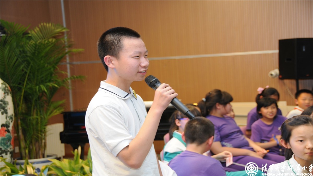 热烈欢迎我校“金帆民乐团”毕业团员返校