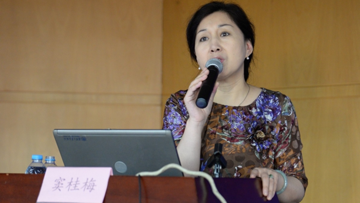 清华大学“大、中、小一条龙英语教学”实验项目 课题管理研讨会在我校召开