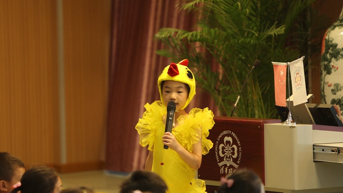 我校一年级举办课前三分钟演讲展示