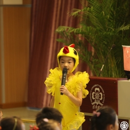 我校一年级举办课前三分钟演讲展示