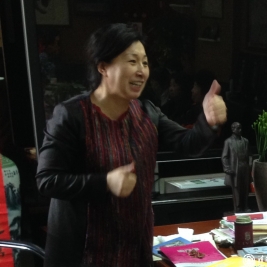 2015年10月24日，窦桂梅校长在校友会百年活动总结会上