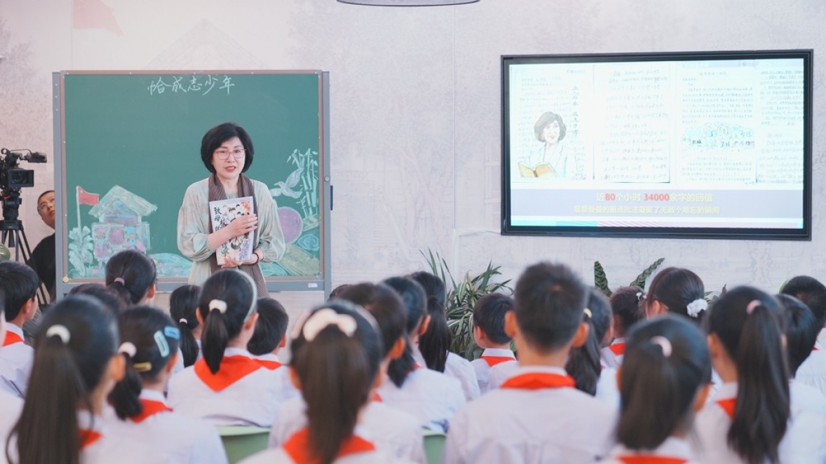 【致青春第一课】窦桂梅：恰成志少年